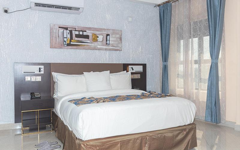 Hotel Le Figaro ดูอาลา ภายนอก รูปภาพ