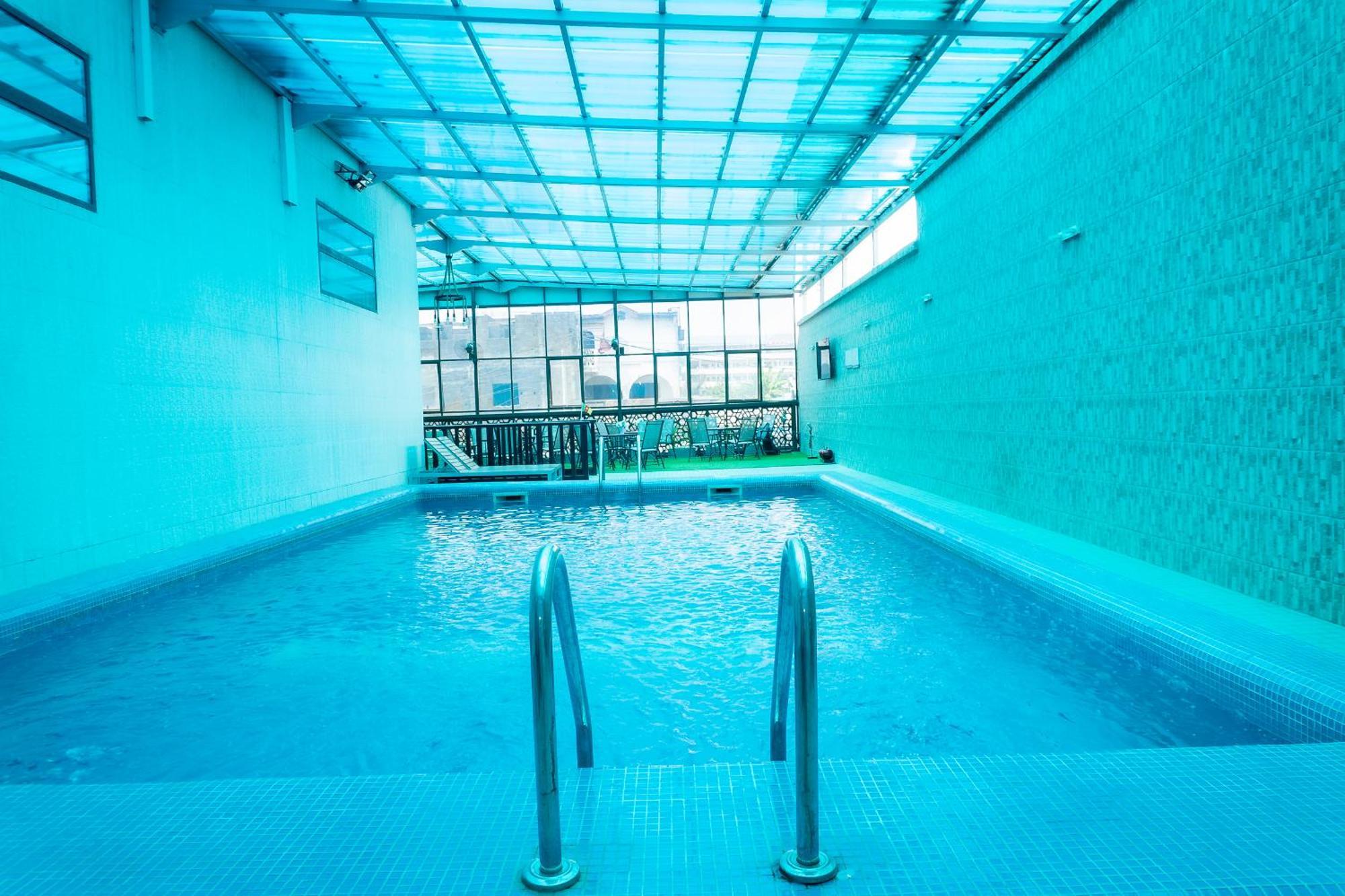 Hotel Le Figaro ดูอาลา ภายนอก รูปภาพ